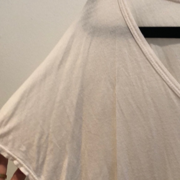 Scoop neck tee - Picture 4 of 4